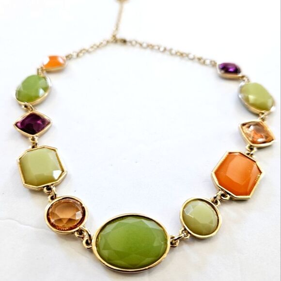 Vintage Trifari Signed '90s Bezel Set Gold Tone Rhinestone Geometric Necklace - Picture 4 of 6